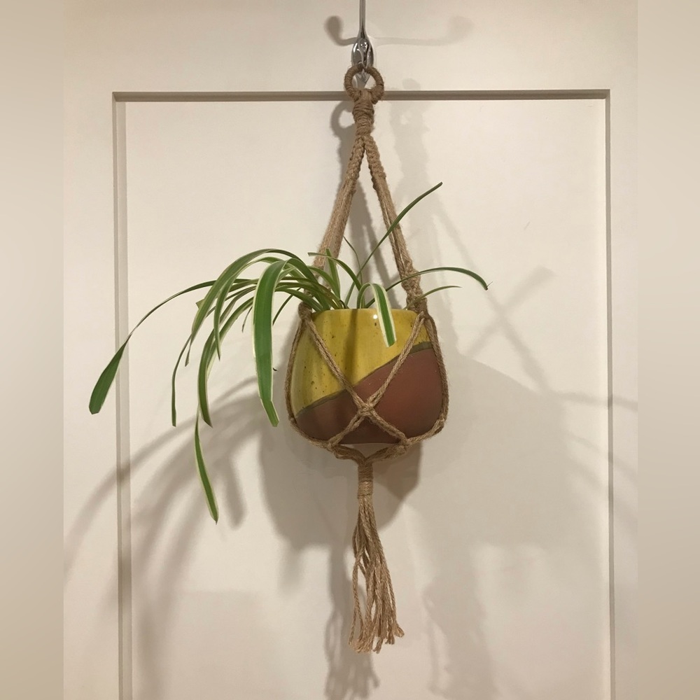 Macrame plant hanger $6 add on